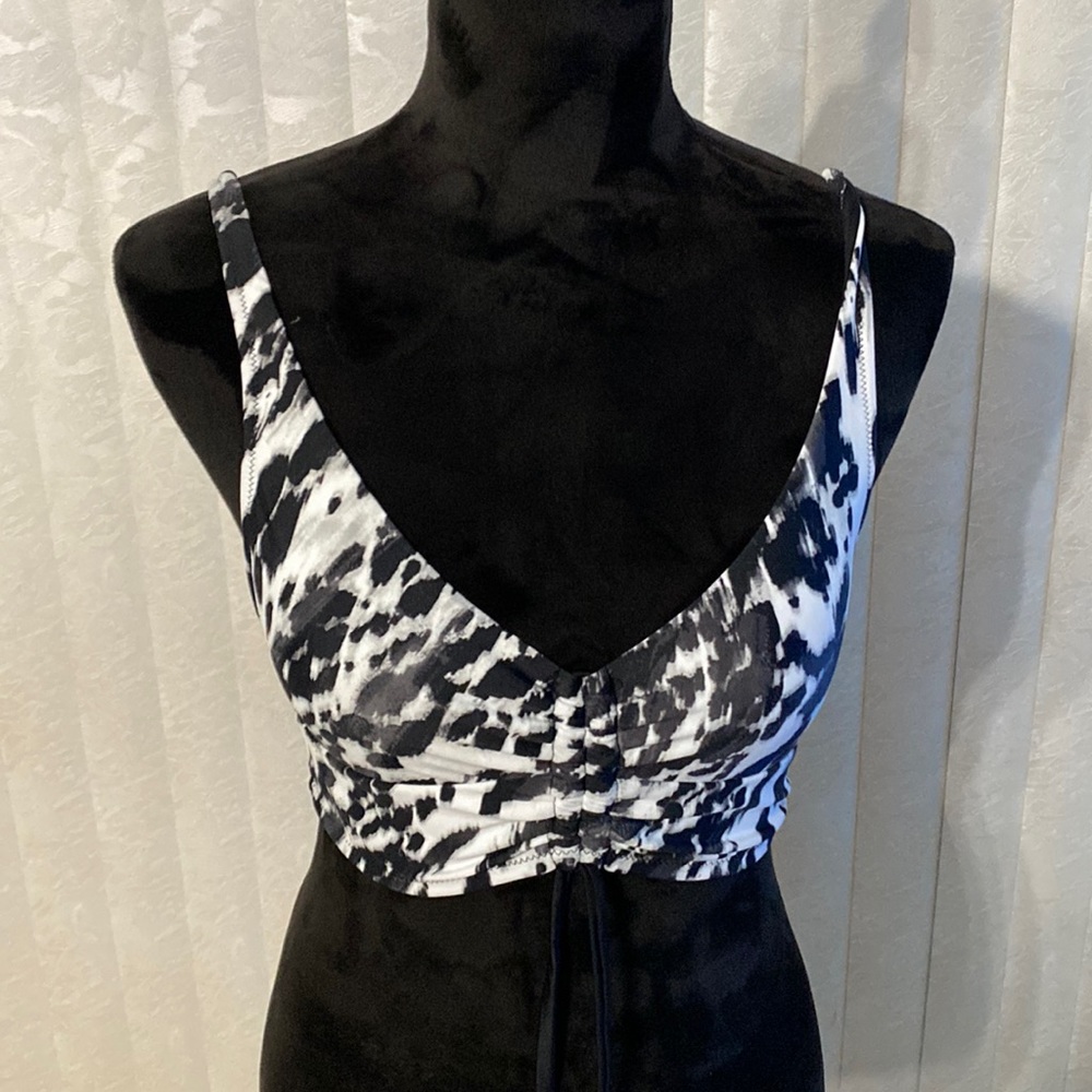 Barre II Black  and White Bikini Top